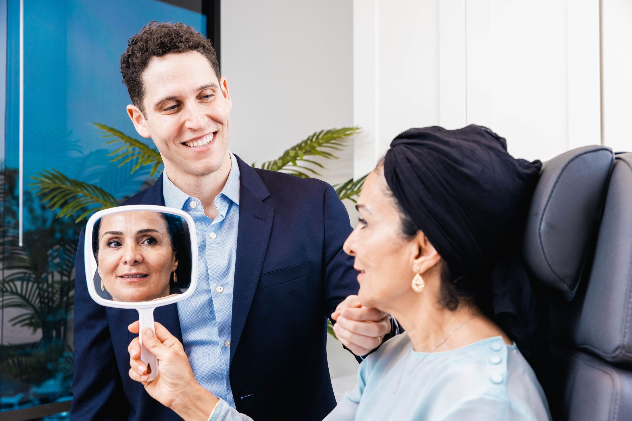 Newport Beach facelift plastic surgeon and patient