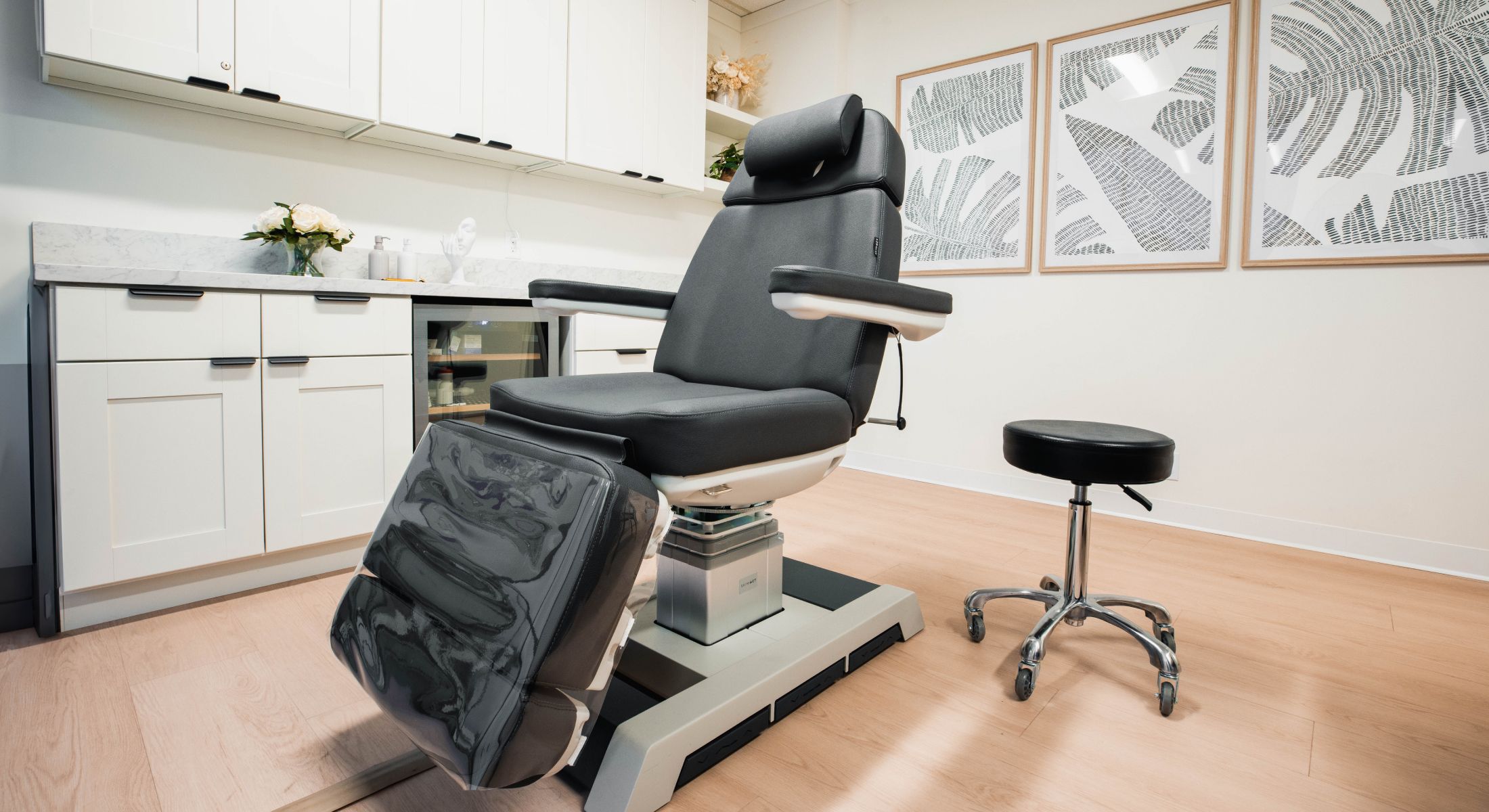 Coastline Plastic Surgery medical examination chair.